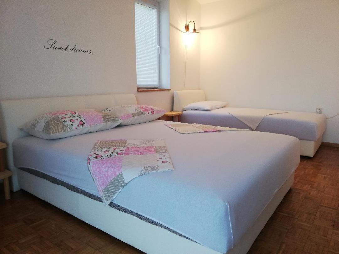 Holiday Home Villa Marin Stanici Exterior foto
